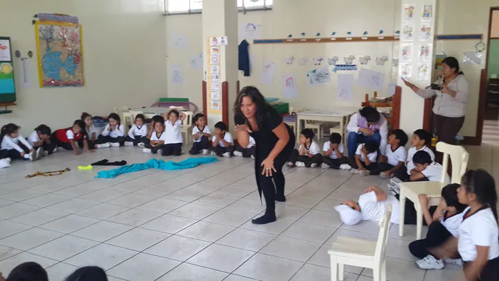 Sesión con niños: expresión corporal